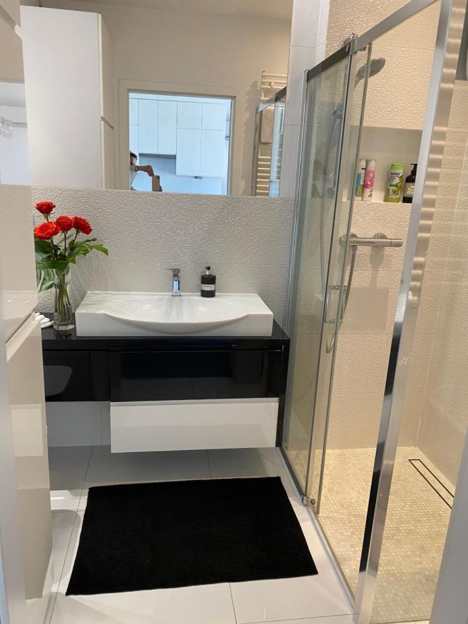 Apartament Winnica Stary Toruń Exteriör bild